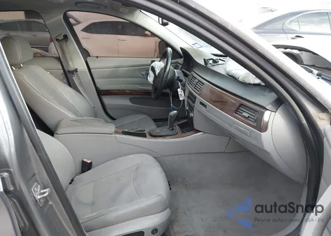 2011 BMW 328I z USA, uszkodzony, nr VIN WBAPH7C56BE681422